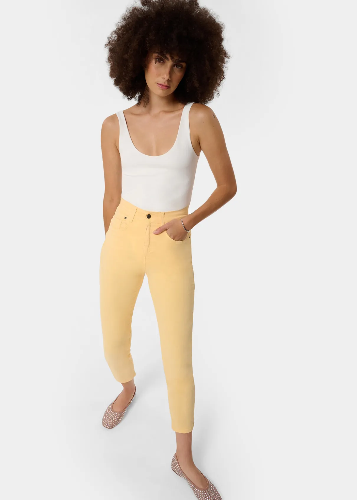 CAROLE SATEN - Jeans | Caja Media - Moom fit | Tallaje en Pulgadas