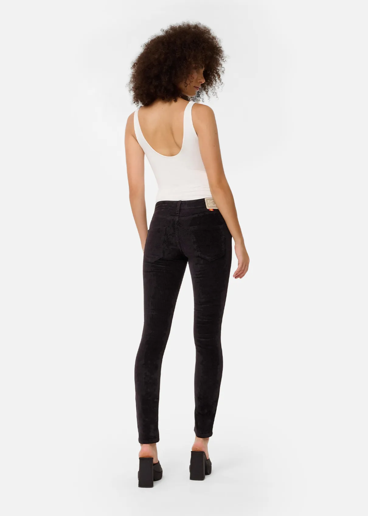 CASSIS LEIN - Pantalon skinny - taille basse | Taille en pouces