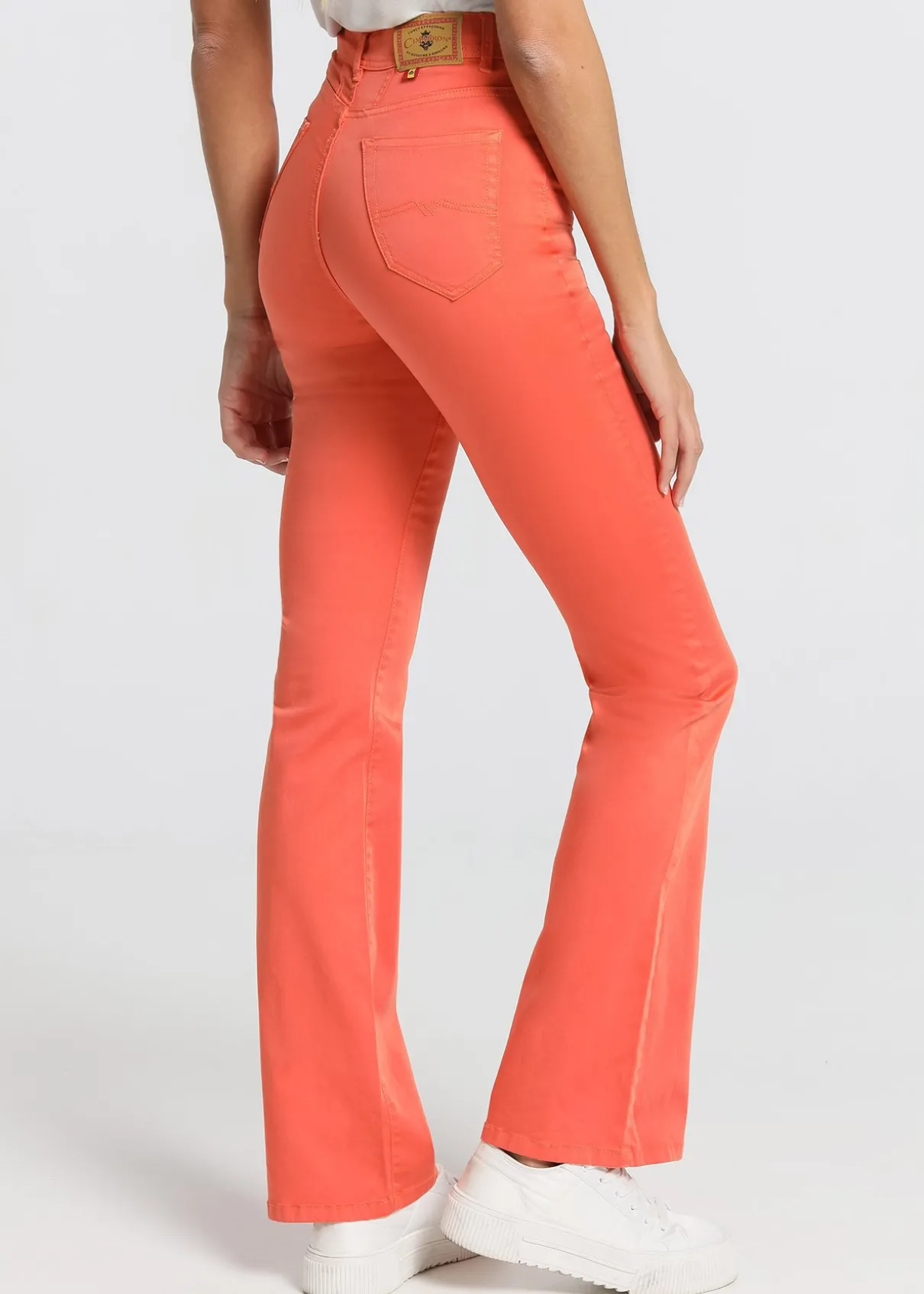 Pantalon de couleur Gracia-Nectar